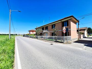 CASA SEMINDIPENDENTE A BERNATE TICINO