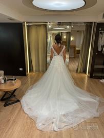 Abito da sposa Jeita collezione 22/23 Pronovias