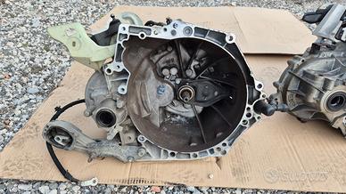 PEUGEOT 2008 HN01 KW 81 CILINDRATA 1149 BENZINA