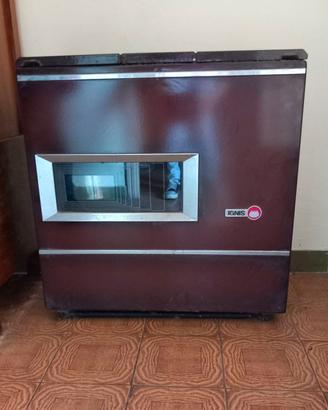 Stufa vintage a kerosene IGNIS – modernariato