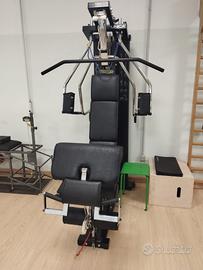 Macchinario “unica” technogym multifunzionale