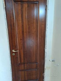 porte noce massello + porte scorrevoli 