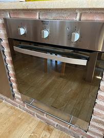 Ariston Forno Ventilato Hot Point