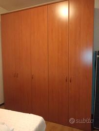 Armadio 5 ante con cassettiera e comodini