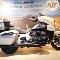 Indian Roadmaster Dark Horse Silver Quartz Smoke