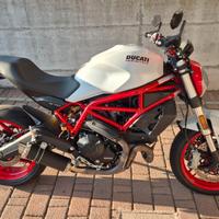 Ducati Monster 797 