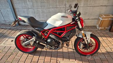 Ducati Monster 797 