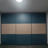 Armadio su misura 370x255 cm (circa)