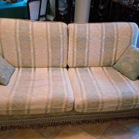 coppia di divani 3 posti e 2 posti