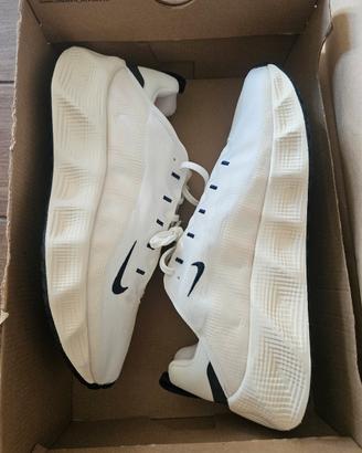scarpe nike ava rover n.43 NUOVE