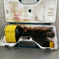 Chiave svita bulloni gomme