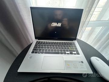 Laptop Asus Vivobook 14 pollici I5 10 gen