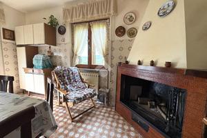 CASA SEMINDIPENDENTE A NARNI