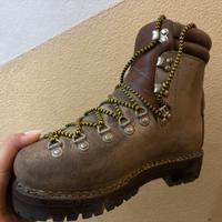 Scarponi da montagna 39