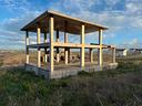 c-da-s-g-in-golfo-struttura-di-300mq-con-giardino