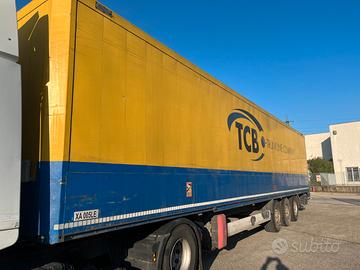 Semirimorchio furgonato krone