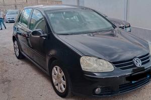 Volkswagen Golf V 5 serie 140cv 2.0  auto macchina
