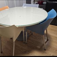 Tavolo Zanotta Sedie Kartell Philippe Starck Dr No