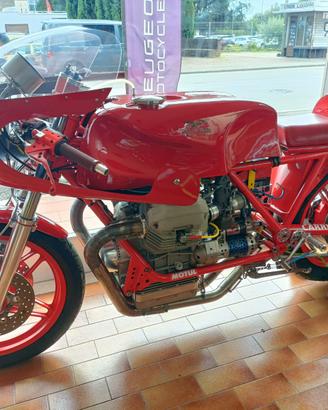 Moto Guzzi Le Mans 1000 rossa 1985