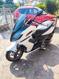 Kymco xct 300