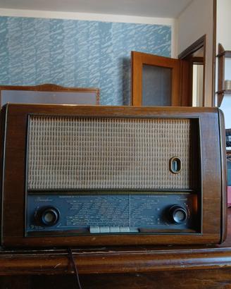 Radio a valvole vintage Biennophone "Zermatt"