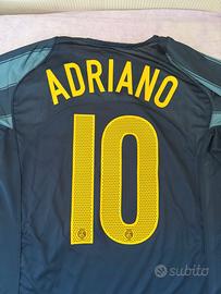 Adriano Maglia Inter, patch champions league 
