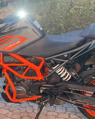 KTM Duke 125