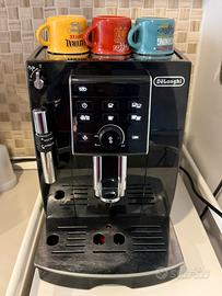 Macchina caffè De Longhi Magnifica S ECAM 21110B
