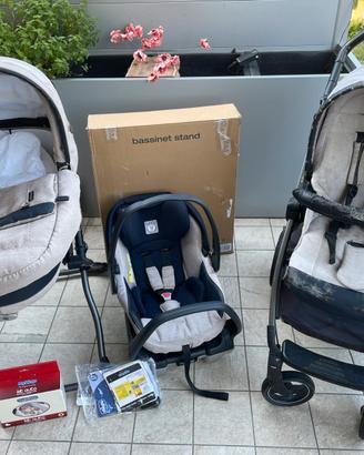 Trio Peg Perego con base auto e base con rotelle