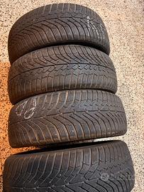 Gomme invernali Kumho 205/55 R17 95V