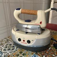 Ferro da stiro con caldaia Singer