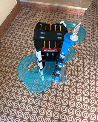 Gioco  bambini garage con rampe bosch