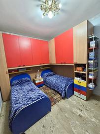 Camera da letto completa con armadio angolare