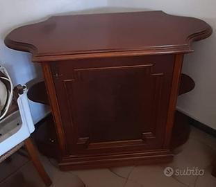 Mobile in legno