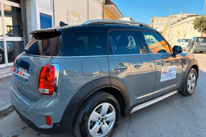 MINI COUNTRYMAN COOPER D APRILE 2017 DOPPIO TETTO 