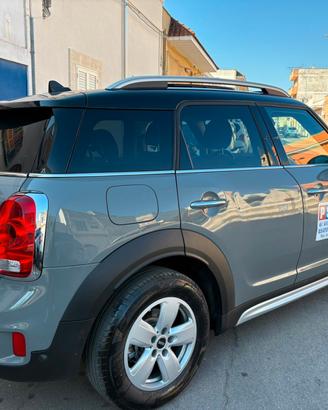 MINI COUNTRYMAN COOPER D APRILE 2017 DOPPIO TETTO 