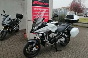 Honda CrossRunner travel edition