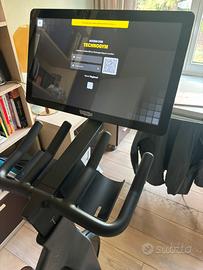 Technogym Bike Live con schermo Touch