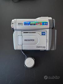 VIDEOCAMERA SAMSUNG VP-D30 con carica batterie