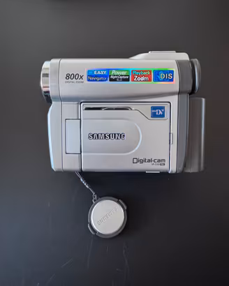 VIDEOCAMERA SAMSUNG VP-D30 con carica batterie
