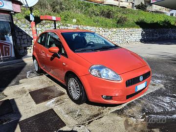 Fiat Grande Punto 1.3 M-Jet  Dynamic 75 cv