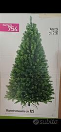 albero di Natale altezza 210 cm