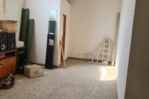 Locale commerciale via Colombo Scicli