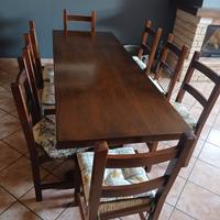 Tavolo in legno massello