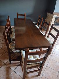 Tavolo in legno massello