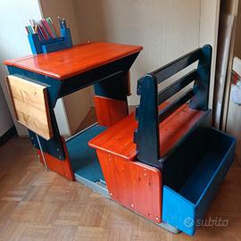 TAVOLO SCOLASTICO IN LEGNO 