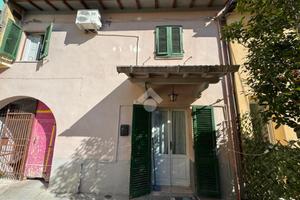 3 LOCALI A PISA