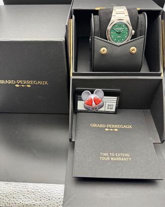Girard Perregaux Laureato Green 2023 Top