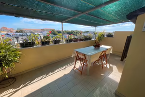 Centralissimo con terrazzi e garage che aspetti