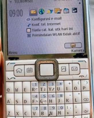 Nokia E71 Nuovo Bianco 